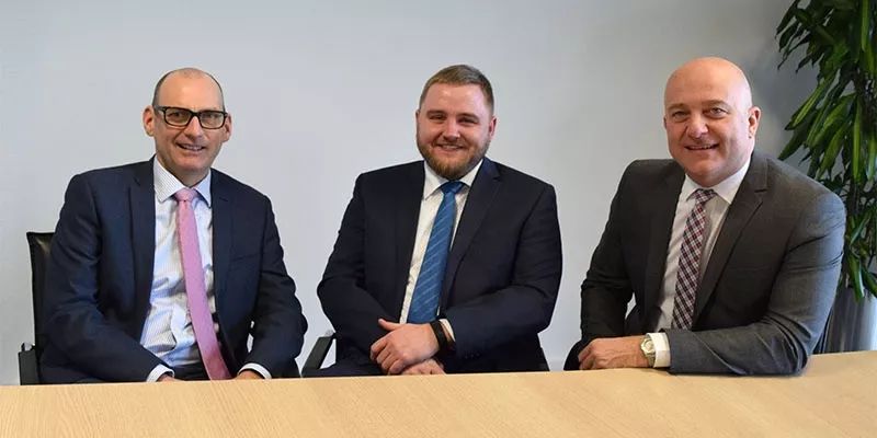 Craig Stobie，全球行業總監 Bart Vansteenkiste，全球生命科學部門經理 Volker Watzke，歐盟醫療器械部門經理